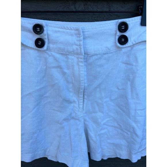 JUNE & HUDSON high waist button accent linen blend white shorts, sz L - Picture 4 of 8
